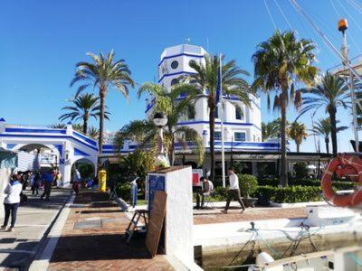 Casares Appart 2 Ch Dans Parc Tropical Avec Vue Sur Mer, Montagne Et Piscine Lägenhet Exteriör bild